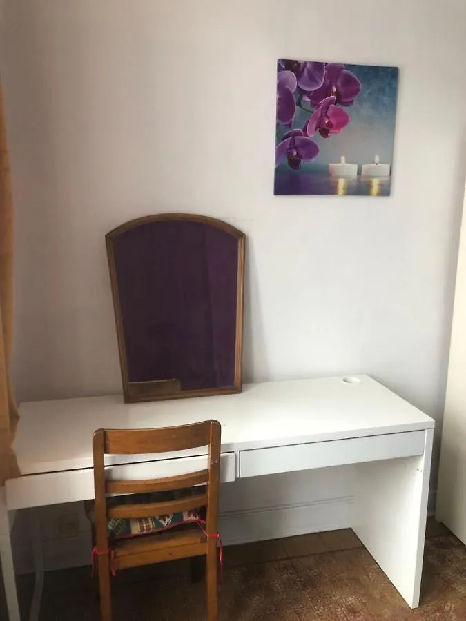 Maison Chaleureuse Gilly Homestay